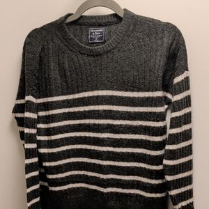 Abercrombie & Fitch Men's Crewneck Sweater - Black and White Stripes